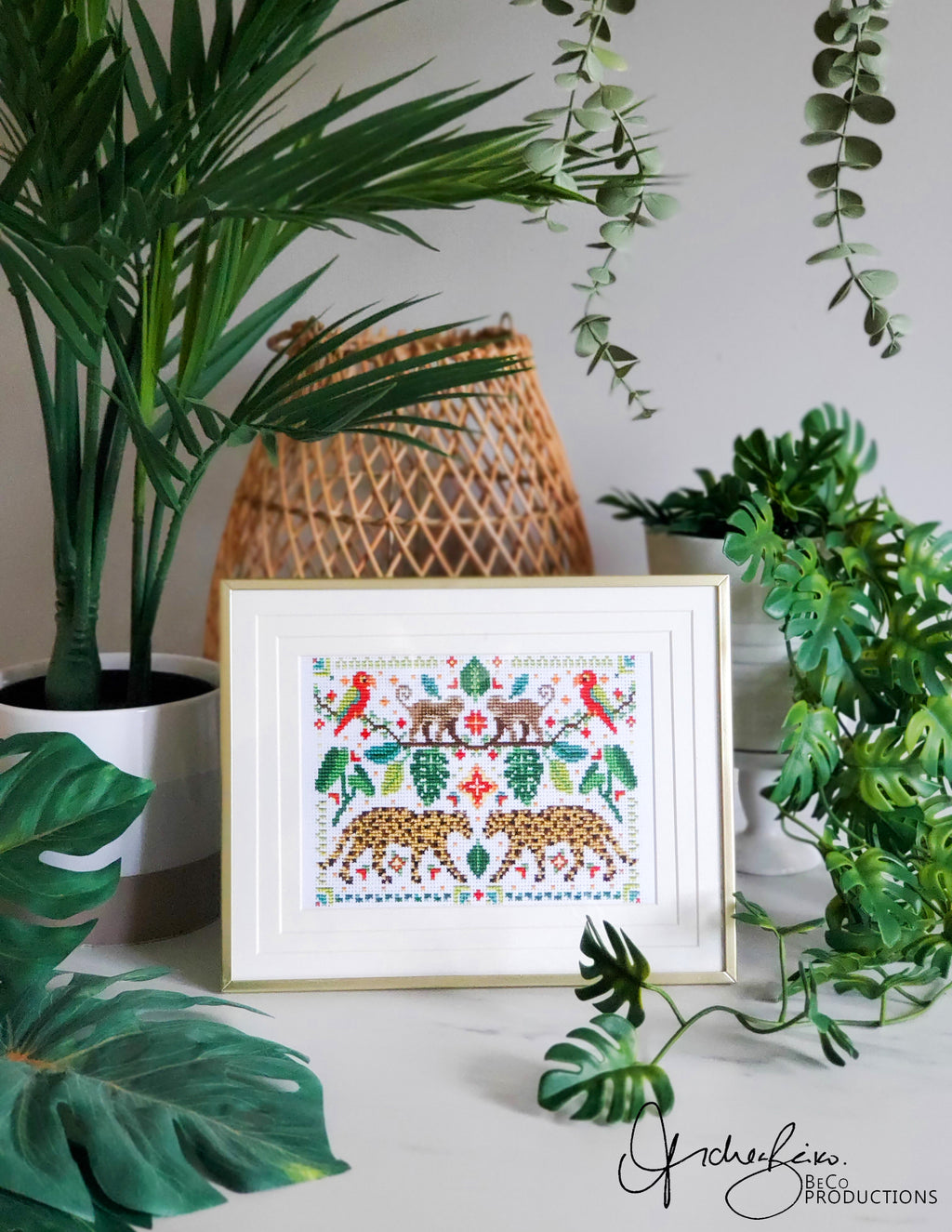 Thread & Paper Club Monthly Subscription (CANADA & USA)