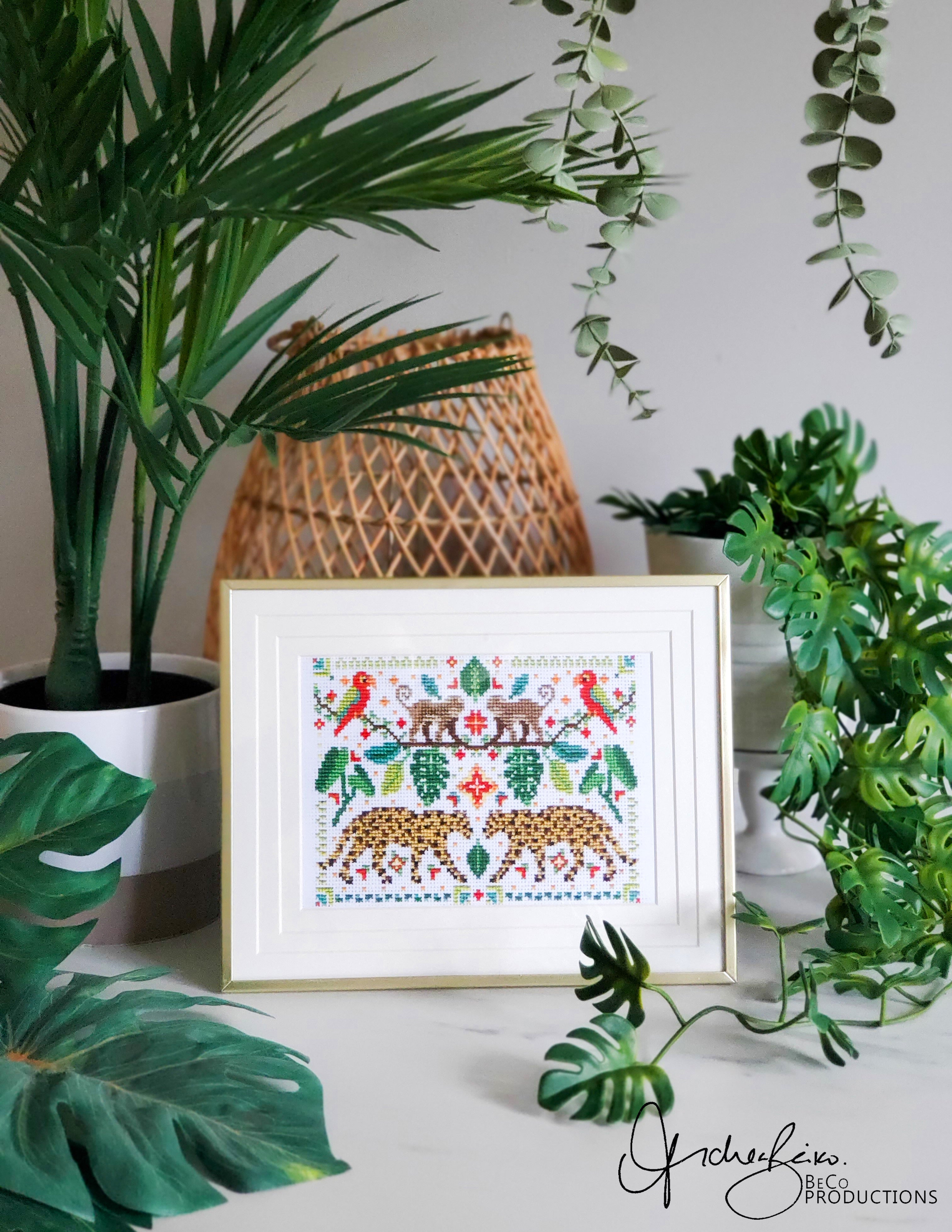 Thread & Paper Club Monthly Subscription (CANADA & USA)