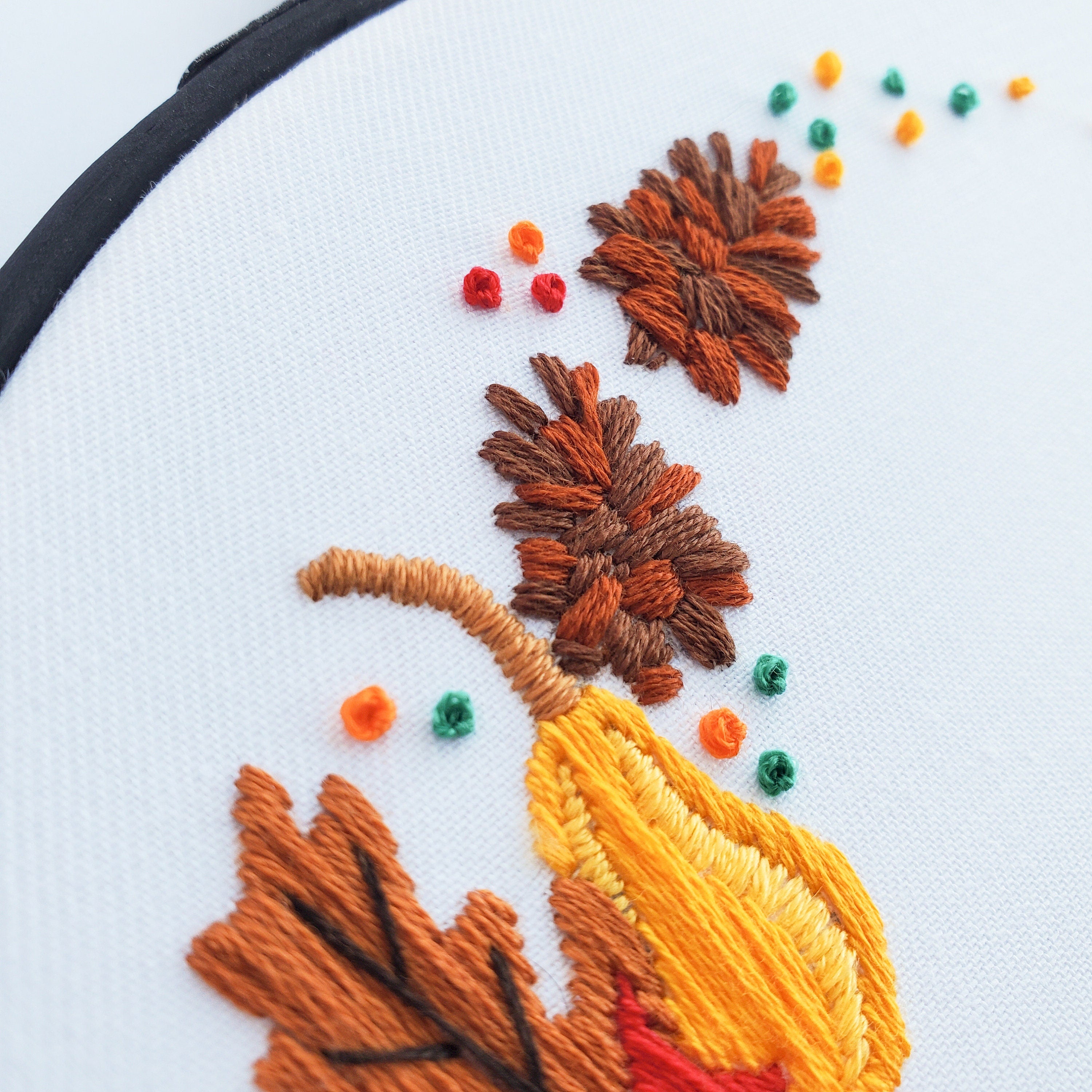 NOVEMBER Monthly Series Wreath - PDF Digital Download Embroidery Pattern & Guide