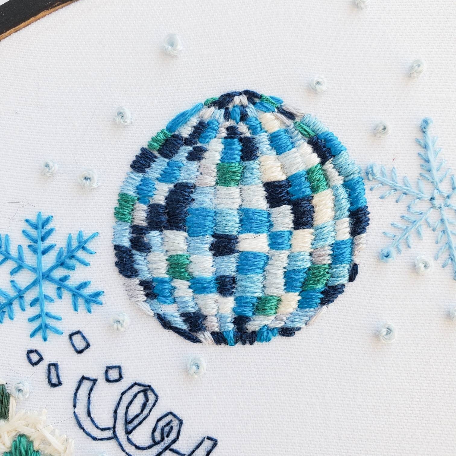 JANUARY Monthly Series Wreath - PDF Digital Download Embroidery Pattern & Guide