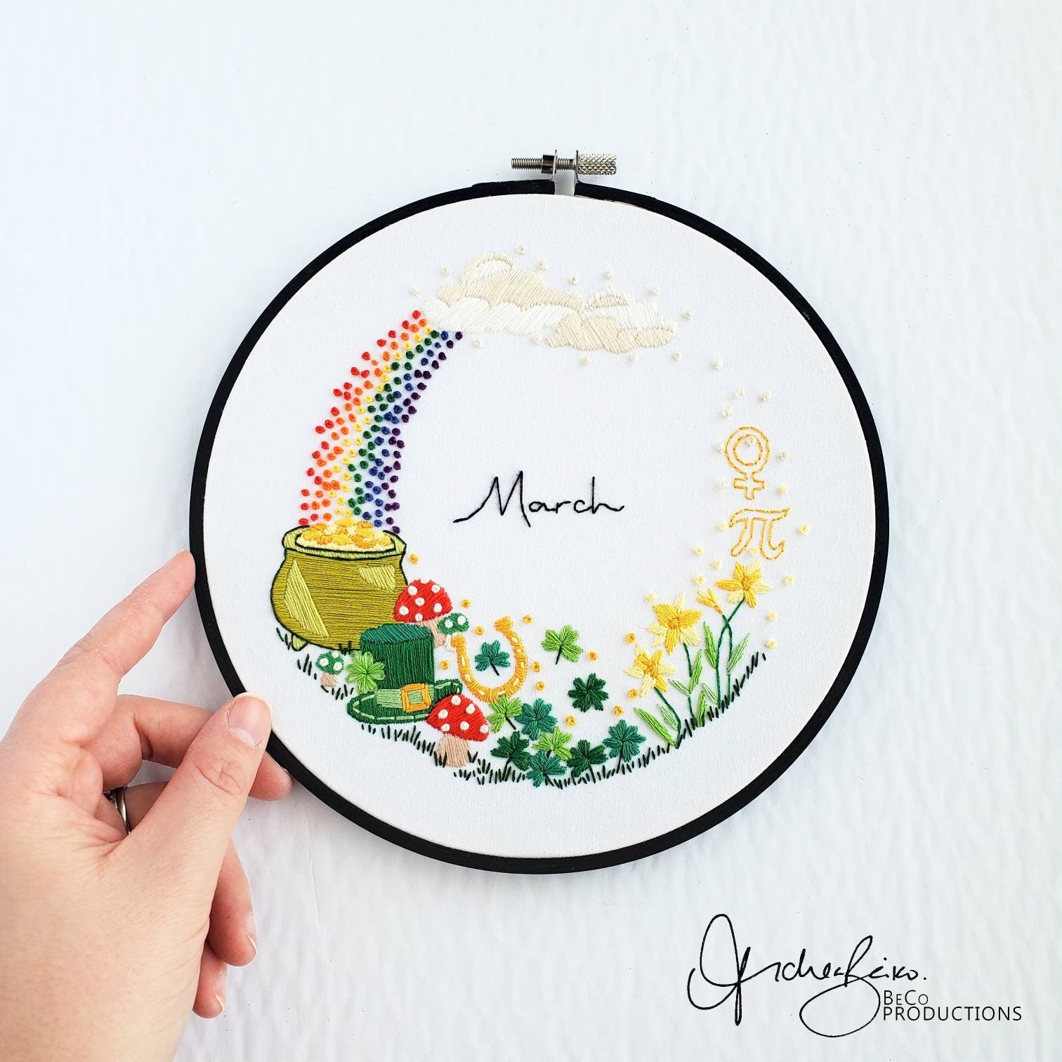 MARCH Monthly Series Wreath - PDF Digital Download Embroidery Pattern & Guide