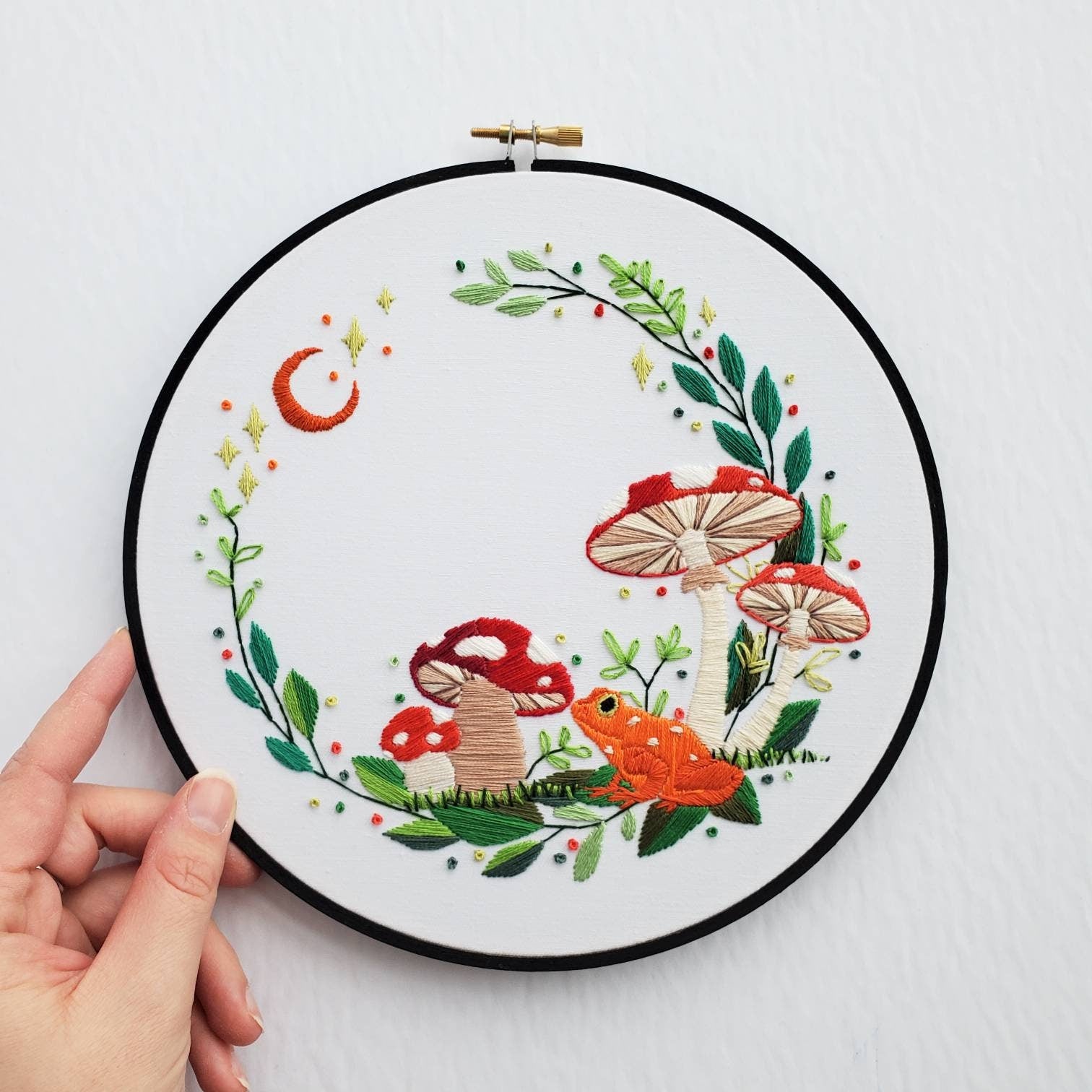 Mushroom & Frog Wreath - PDF Digital Download Embroidery Pattern & Guide