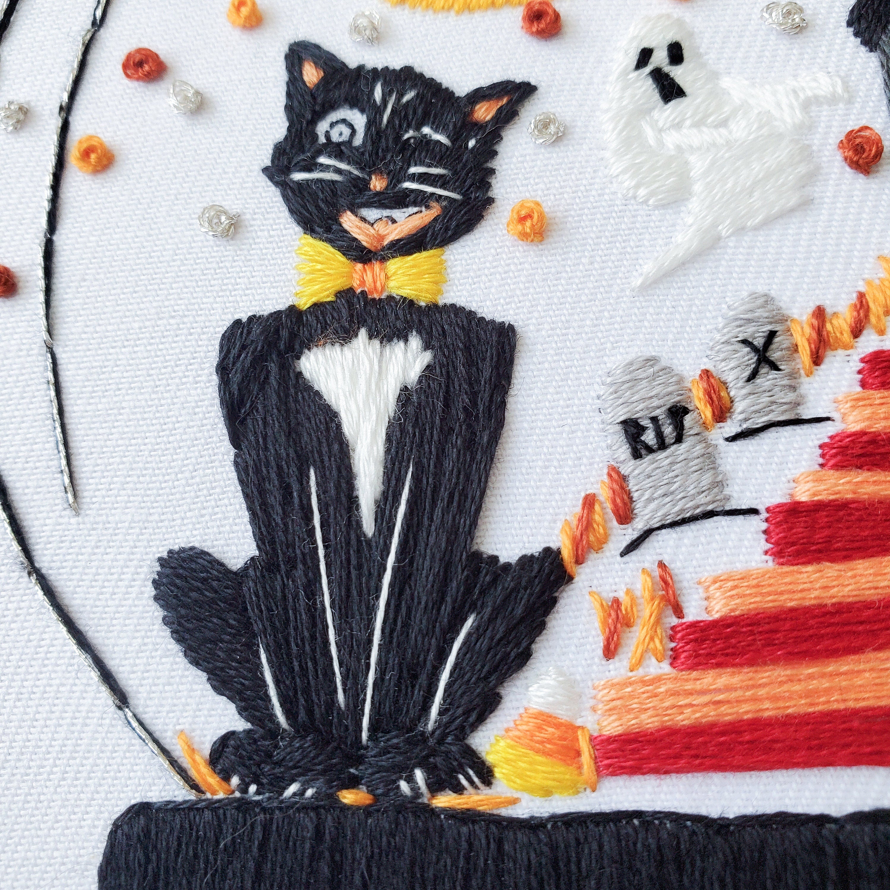 Retro Halloween Snow Globe - PDF Digital Download Embroidery Pattern & Guide